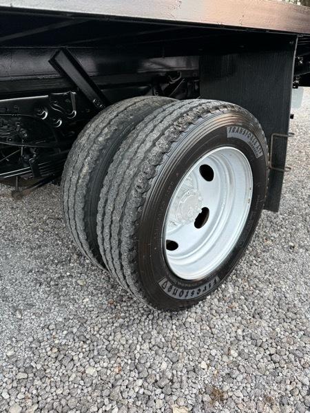 Ford F-550 Regular Cab DRW 2WD 2015