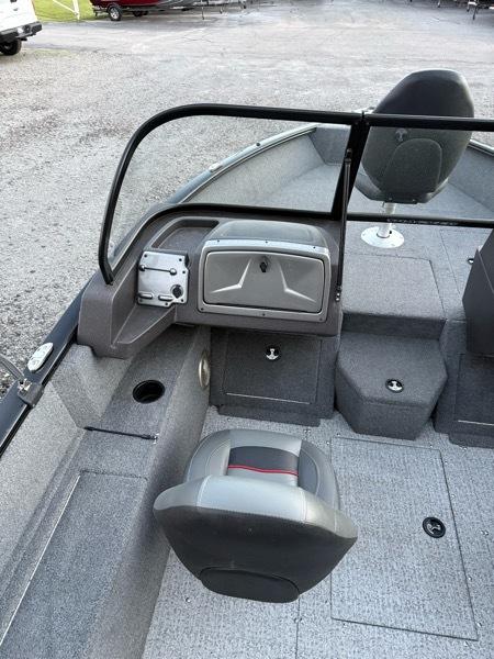 Tracker Pro Guide V-175  2023