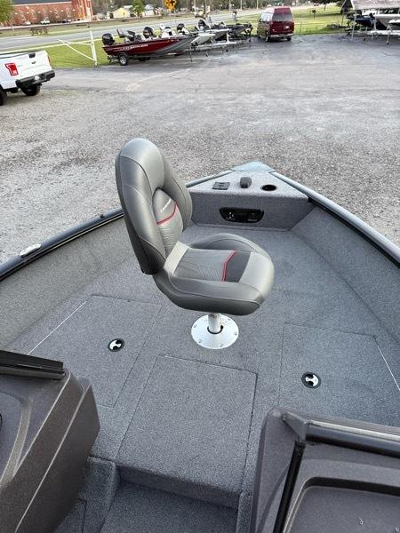 Tracker Pro Guide V-175  2023