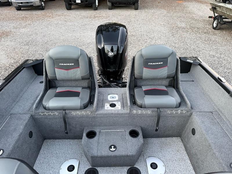 Tracker Pro Guide V-175  2023