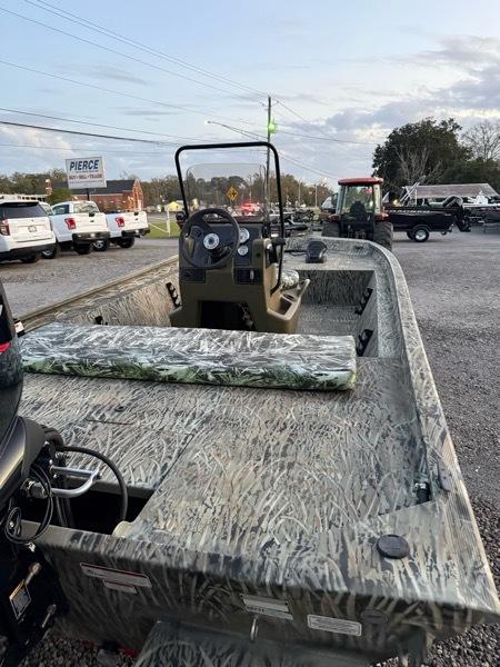 Tracker Grizzley  2025