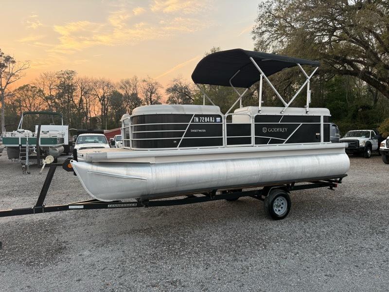 Godfrey Sweetwater  2022