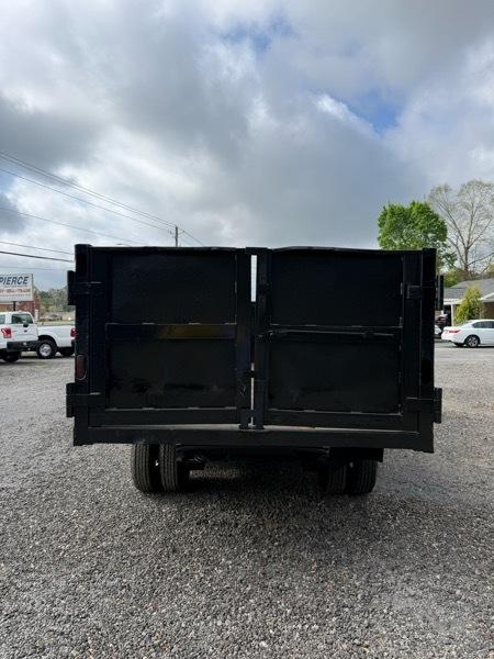 Miles Dump Trailer  2010