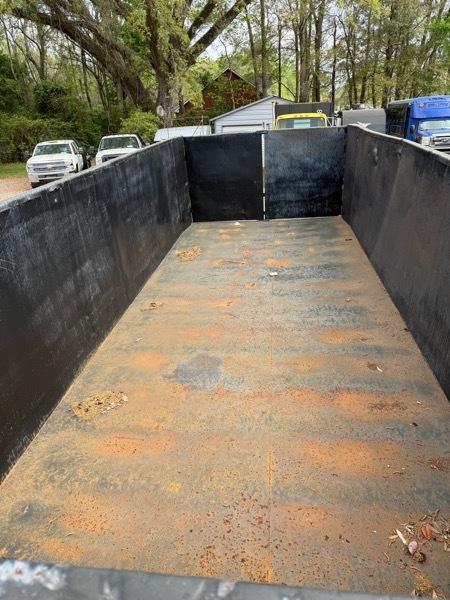 Miles Dump Trailer  2010