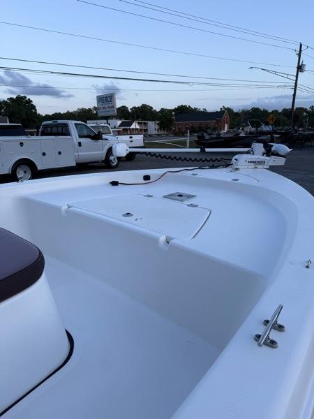 TideWater 1800 Bay Max  2017