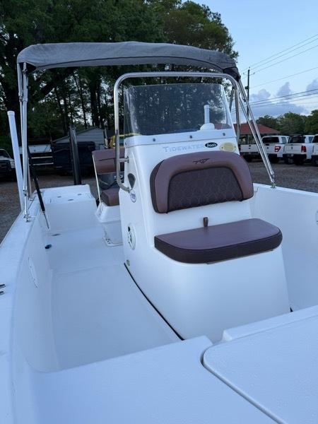 TideWater 1800 Bay Max  2017