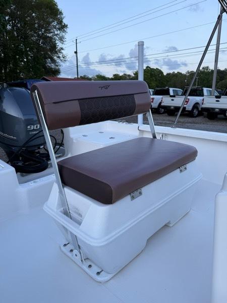 TideWater 1800 Bay Max  2017