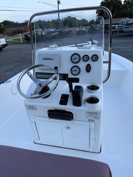 TideWater 1800 Bay Max  2017