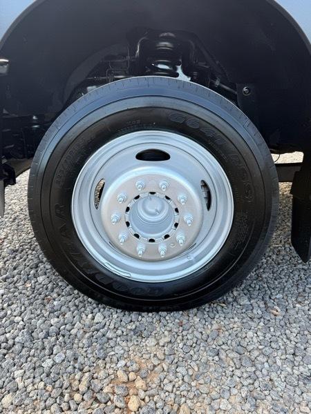 Ford F-550 SuperCab DRW 2WD 2012