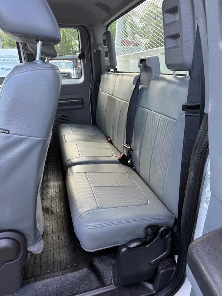 Ford F-550 SuperCab DRW 2WD 2012