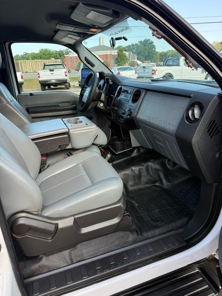 Ford F-550 SuperCab DRW 2WD 2012