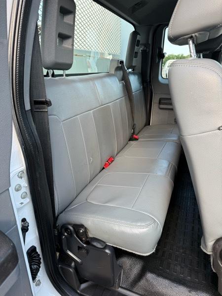 Ford F-550 SuperCab DRW 2WD 2012