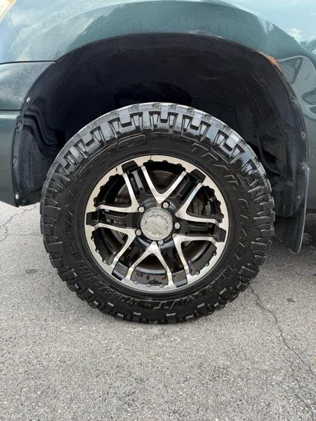 Toyota Tundra Limited CrewMax 4WD 2007