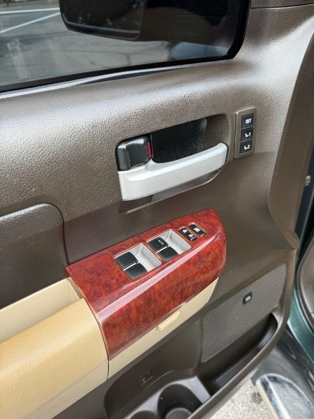 Toyota Tundra Limited CrewMax 4WD 2007