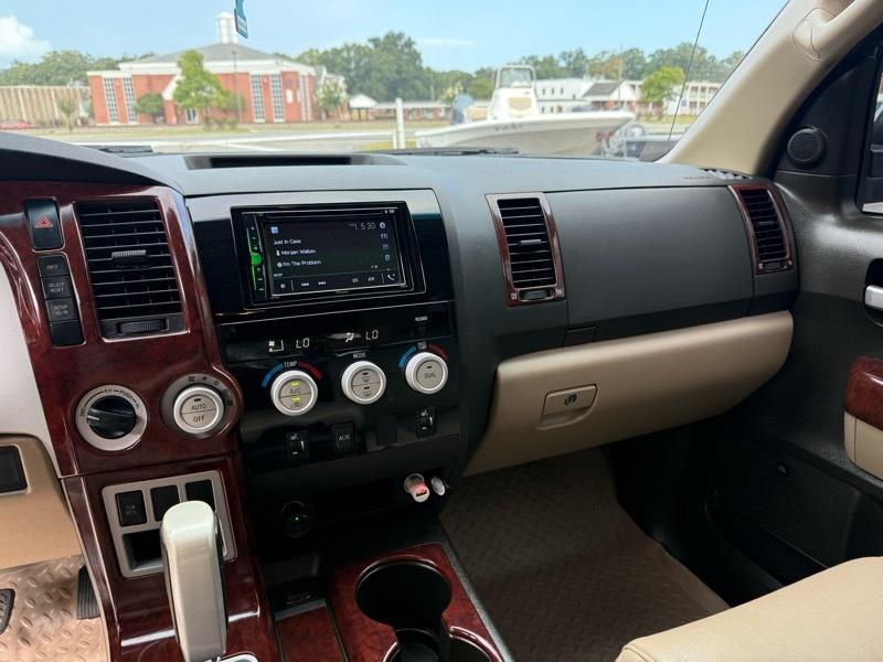 Toyota Tundra Limited CrewMax 4WD 2007