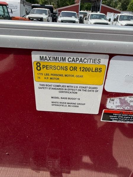 Sun Tracker Bass Buggy 18DLX  2021