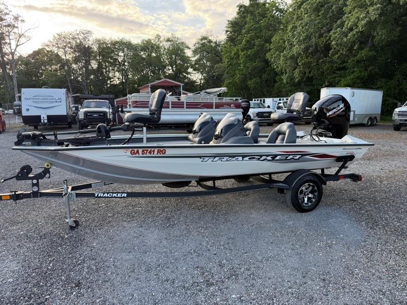Tracker Bass Pro Team 175 TXW  2020