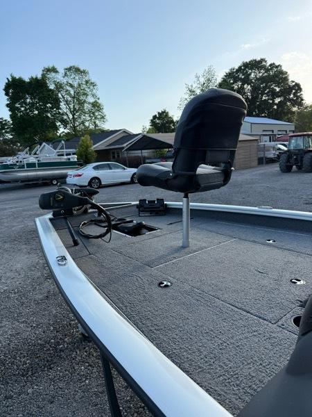 Tracker Bass Pro Team 175 TXW  2020