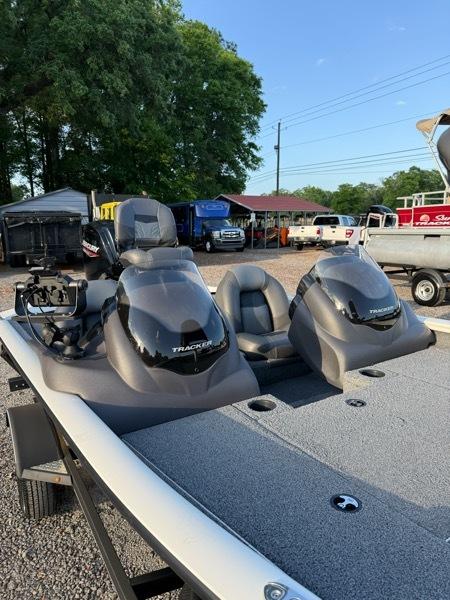 Tracker Bass Pro Team 175 TXW  2020