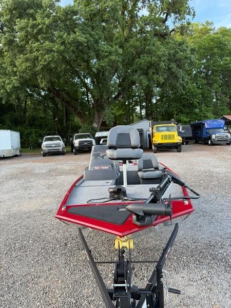 Tracker Bass Tracker Classic XL  2024