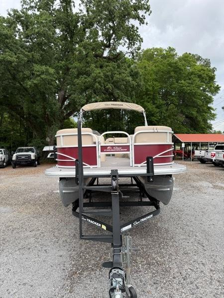 Sun Tracker Sportfish 22 DLX  2018