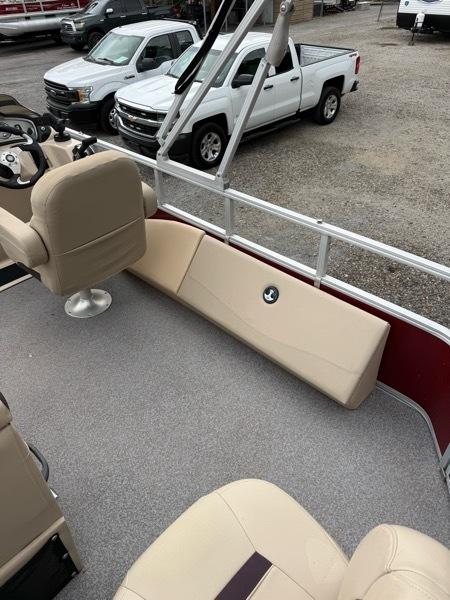 Sun Tracker Sportfish 22 DLX  2018