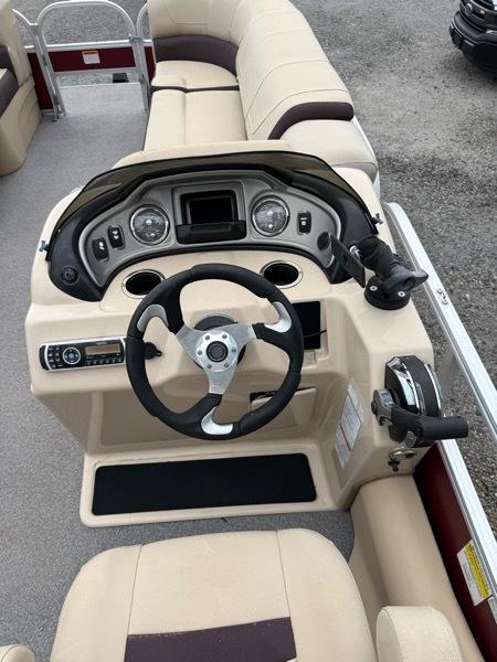 Sun Tracker Sportfish 22 DLX  2018