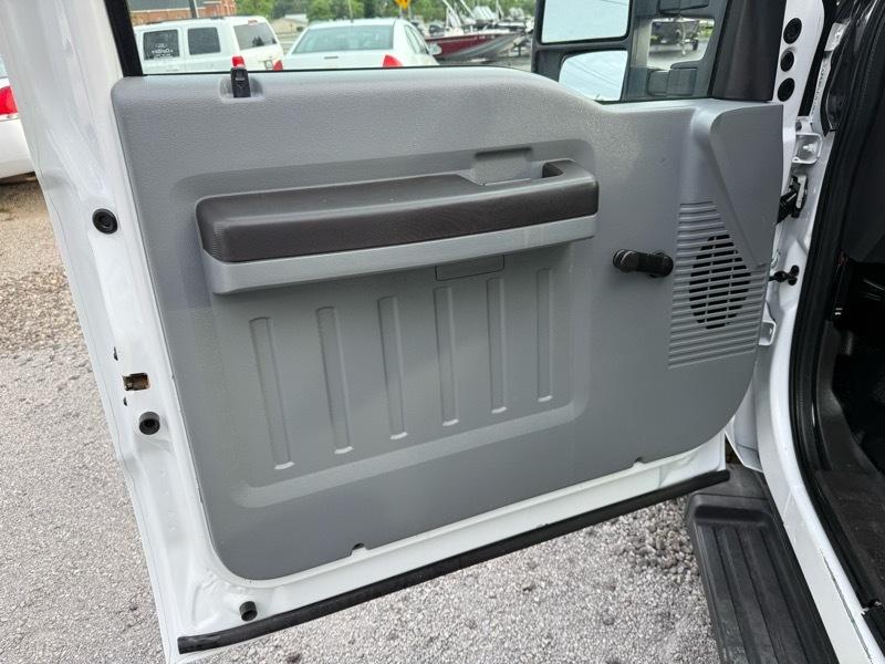 Ford F-350 SD XL Reg. Cab 4WD 2011