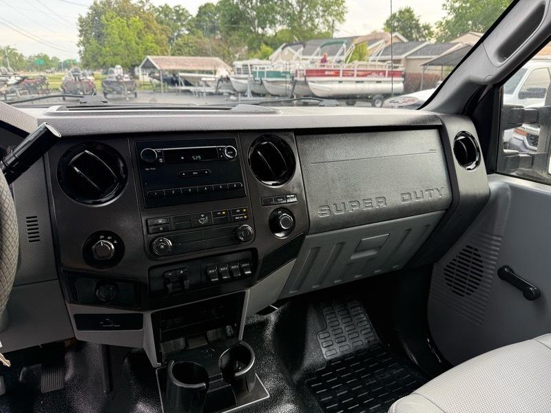 Ford F-350 SD XL Reg. Cab 4WD 2011