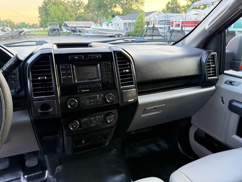 Ford F-150 XL Reg. Cab 2WD 2016
