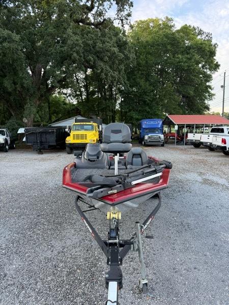 Tracker Pro Team 175  2021