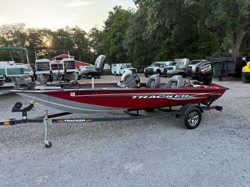 Tracker Pro Team 175  2021