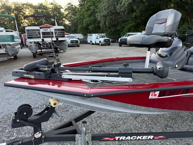 Tracker Pro Team 175  2021