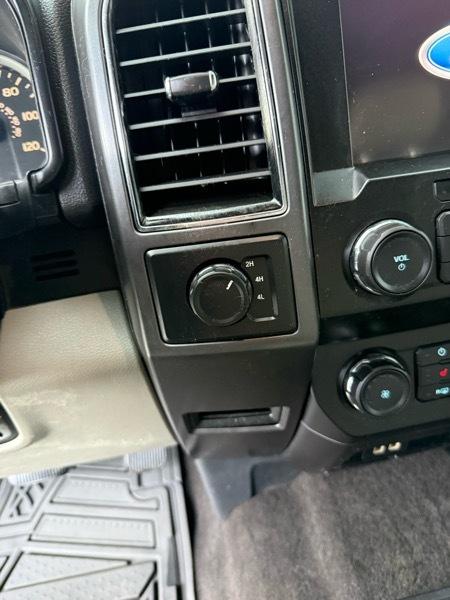 Ford F-150 XLT SuperCrew 4WD 2019