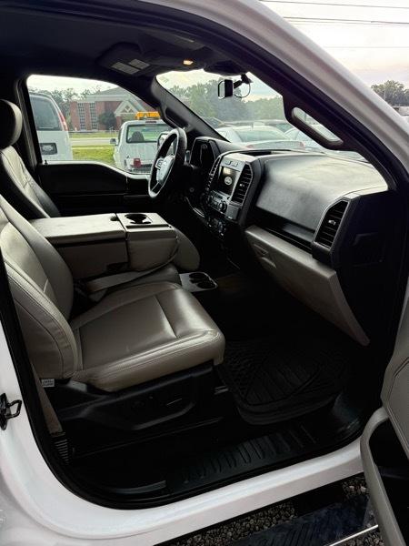 Ford F-150 XLT SuperCrew 4WD 2019