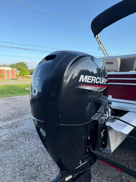 Sun Tracker Sportfish 22 DLX  2022