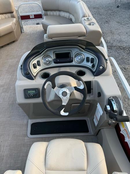 Sun Tracker Sportfish 22 DLX  2022