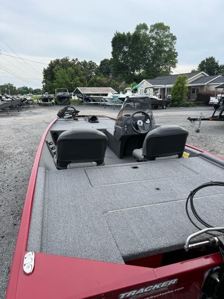 Tracker Bass Tracker Classic XL  2024