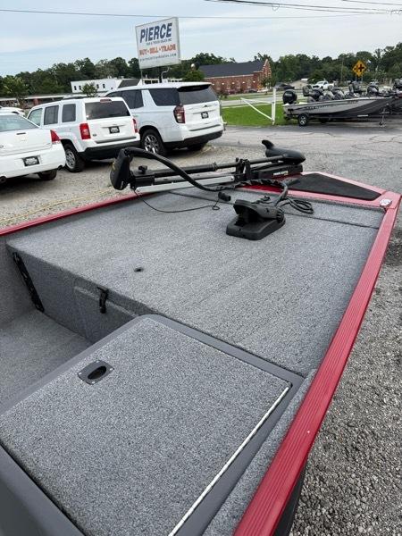 Tracker Bass Tracker Classic XL  2024