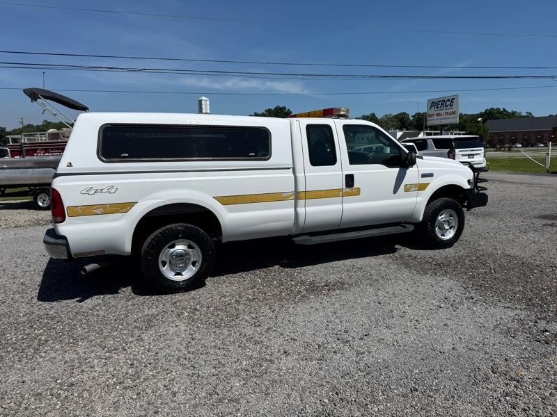 Ford F250 XL Supercab 4WD 2006