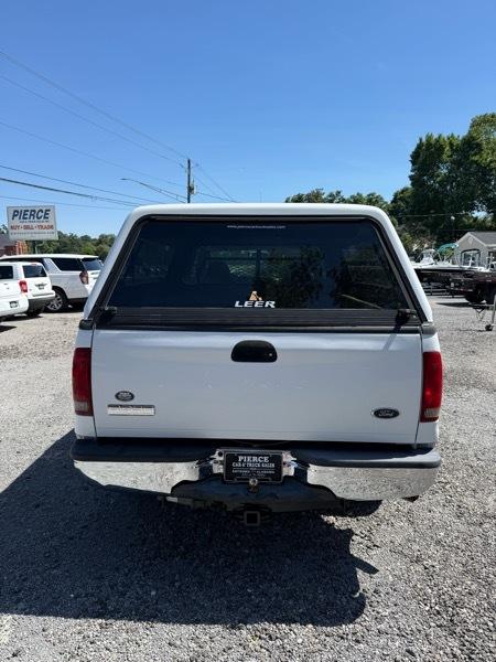Ford F250 XL Supercab 4WD 2006