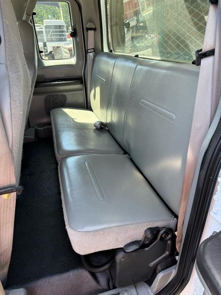 Ford F250 XL Supercab 4WD 2006