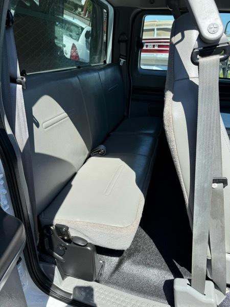 Ford F250 XL Supercab 4WD 2006
