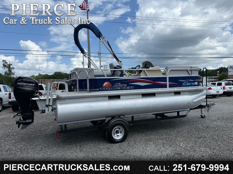 Sun Tracker Party Barge 18 DLX  2015