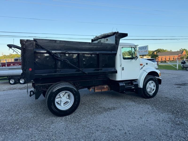 International 4700  1998