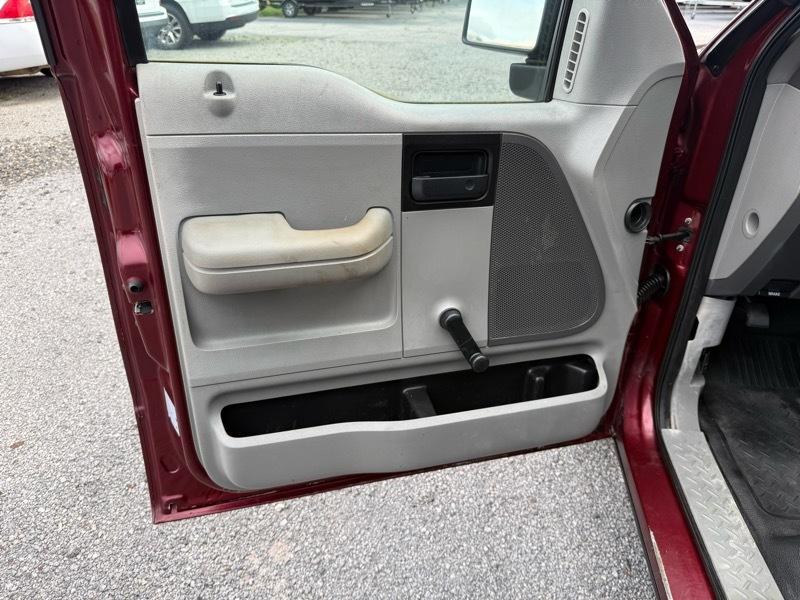 Ford F150 XL Reg Cab 2005