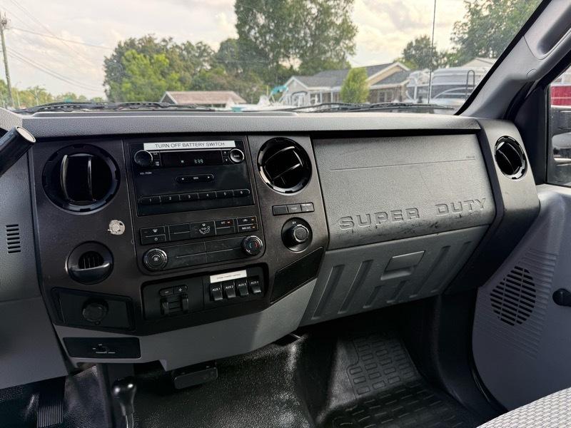 Ford F-450 SD Regular Cab DRW 4WD 2013