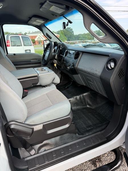Ford F-450 SD Regular Cab DRW 4WD 2013
