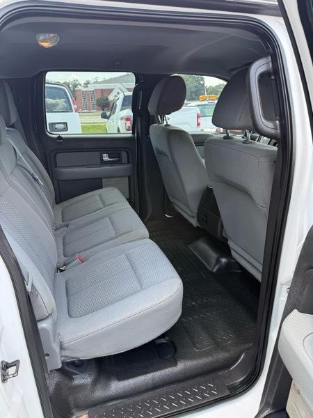 Ford F-150 XL SuperCrew 4WD 2014