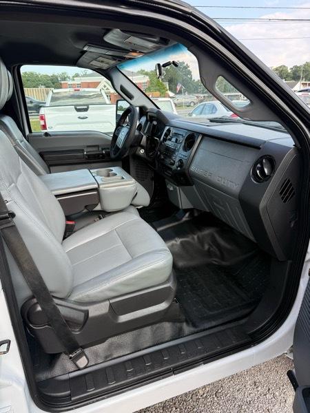 Ford F-550 Crew Cab DRW 4WD 2016